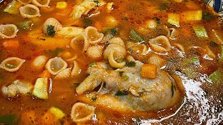 Cómo Preparar Una Rica Sopa De Conchita Con Pollo y Verduras La Cocina De Sol [upl. by Eleumas]