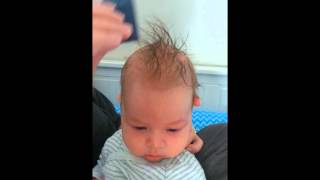 Removing cradle cap  Anna Rosen Mothercraft [upl. by Buckels556]