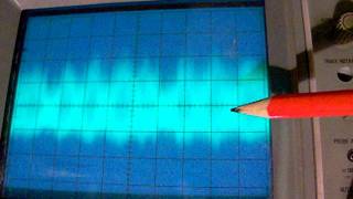 oscilloscope views inside a superheterodyne shortwave radio receiver [upl. by Aksehcnarf]