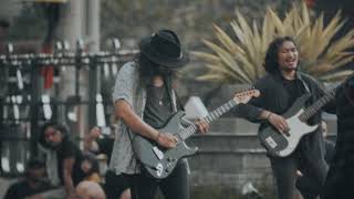 Unbrocken  Tourist Town Blues Live at Pasar Ubud [upl. by Fiona912]