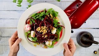 Rote Bete Makeover  RoteBete Salat mit Walnüssen Spinat und Ziegenkäse [upl. by Bunker187]