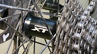 Shimano Deore XT FHM8000 rear hub sound [upl. by Elda]