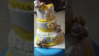 Three tier cake with different flavors 💛✨🤍 happyorder cakes baking videos homebaker [upl. by Gerard]