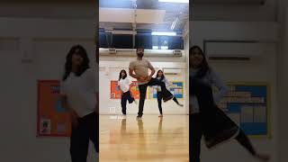 Sarakku Vachirukken Dance Video  Shajahan Tamil Movie  Vijay  Richa Pallod  Reckless Dance [upl. by Burrow710]