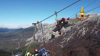 USSITA MC  ADDESTRAMENTO PER IL SOCCORSO DI PERSONE BLOCCATE SU UN IMPIANTO DI RISALITA [upl. by Hachmin]