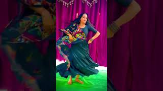 Kammariya re thari kammariya Navratri dance ll Garba ll garbadance dancecover dance viralvideo [upl. by Eelinej]