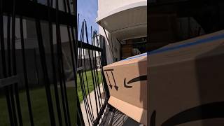 Toujours vérifier que le client est chez lui amazondelivery amazondeliverydriver amazon gopro [upl. by Nitsirk972]