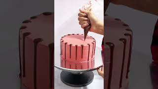 Chocolate dripping Cake decorationcake shortsfeed cakedesign trending ytshorts shorts cakeart [upl. by Notlih]