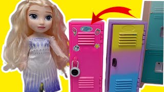 Elsa and Anna toddlers Back to School Locker Organization with Elsa [upl. by Busiek]