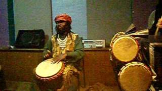 Ngri Traditional African Drumming Lesson [upl. by Eph]