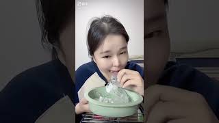 ASMR ICE EATING SOFT ICE  HARD ICE  CRUSHED ICE [upl. by Violetta]