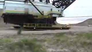 BampE 1250 Dragline side view walking [upl. by Glennie18]