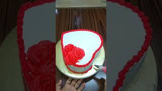 Simple Heart ❤️ Shape Cake Decoration Design Easy Method Cake Decoration [upl. by Eirahcaz]