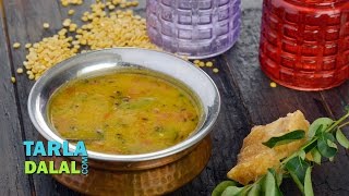 Gujarati Toovar Dal Gujarati Tuvar Dal Khatti Meethi Dal Recipe by Tarla Dalal [upl. by Thalia93]