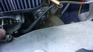 1974 Ford Courier  Weber carb functionality [upl. by Acirema]