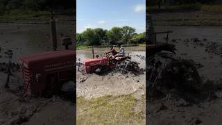 Mahindra tractor stuck in mud shorts trending tractor [upl. by Ferris]