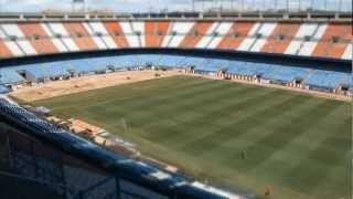 Time lapse del cambio de cesped del Estadio Vicente Calderón [upl. by Ogg]