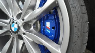 BMW m550d Покраска супортов кисточкой BMW m550d break painting [upl. by Arnie812]