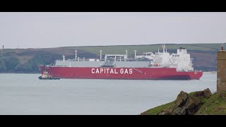 A gaggle of tugs engage with departing gas carrier ARISTARCHOS [upl. by Yrak]