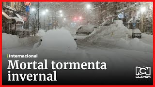 Estados Unidos Así se vive la tormenta invernal Elliot [upl. by Akimahs]