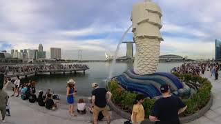 Join the Crowd Marveling at Singapore’s Iconic Merlion  360° VR [upl. by Trixi]