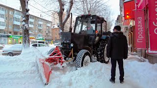 Walking in Ekaterinburg City after snowfall 4K  Winter 2023 December [upl. by Sahcnip]