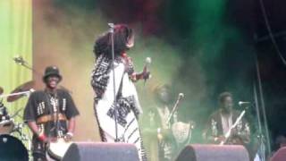 Oumou Sangaré op het Festival Mundial 2009 [upl. by Bruns]