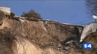 Residents worry after part of bluff collapses in Alton [upl. by Timoteo49]