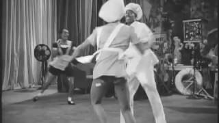 Lindy Hop scene from Hellzapoppin 1941 [upl. by Annahvas]