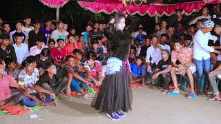 Kiss Diyase Re Pola Bangla Song  কিস দিয়াছে পোলা কিস দিয়াছে  Bangla new Wedding Dance By Sanita [upl. by Einal]