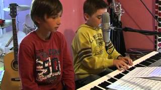 Valentin Bousquet 10 ans  piano  voix  Vois sur ton chemin [upl. by Gertrude]