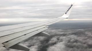 Ryanair Flight 332 Landing at London Luton Airport [upl. by Issim184]