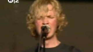 Beck  Loser Live 2003 [upl. by Alimac217]