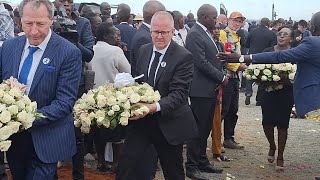 SEE HOW KIPTUM WAS ESCORTED 😭😭💔 LEGEND HAS SLEPT  KIPTUM BURIAL  KIPTUM SENDOF  KIPTUM FUNERAL [upl. by Tilagram]