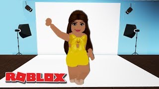 I MADE A PHOTOSHOOT STUDIO IN BLOXBURG  Amberrys Next Top Model  Roblox [upl. by Colner]