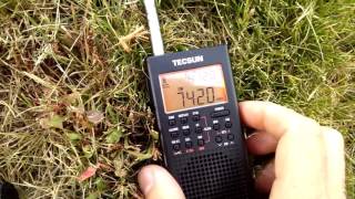 comparison shortwave radio tecsun pl660 amp pl360 Place Valdivia Chile [upl. by Aratnahs29]