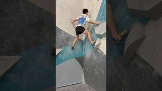 This boulder looked IMPOSSIBLE 😳bouldering climbing shorts [upl. by Leblanc]