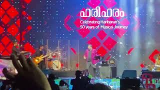 Hariharan doing steps on stage and audiance enjoying it at Calicut beach [upl. by Modeste]