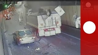 Video Trailer truck hits tunnel roof and gets stuck in Sydney [upl. by Eidurt898]