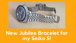 New AliExpress Jubilee bracelet for my Seiko 5 22mm [upl. by Ewen]