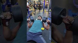 30kg dumbbell press 🥵 chest chestday motivation gymworkoutvlog gymvlog hiphopbeats [upl. by Mighell]