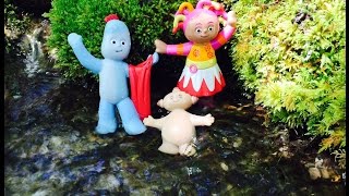 MAKKA PAKKA Upsy Daisy and Iggle Piggle Toys Go Swimming In A Stream [upl. by Ursuline]