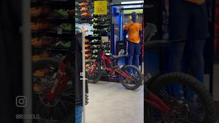 Sur⚡️ronando💫alla decathlon 🥷 bikelife [upl. by Altman]