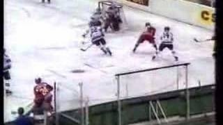 NEDERLAND  HONGARIJE WK IJshockey Cpoule 1983 [upl. by Cirre]