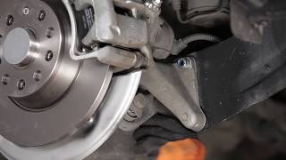 How to change anti roll bar link VW  SKODA  AUDI TUTORIAL  AUTODOC [upl. by Nevetse]