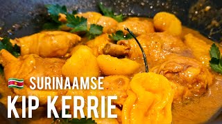 🇸🇷 Surinaamse Kip Kerrie en Aardappelen maken roti gerechtSurinamese chicken curry recipe [upl. by Mcclees519]