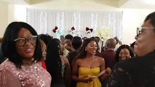 Jacky kingue chante CHÉRIE COCO au mariage [upl. by Oivlis202]