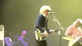 Mott the Hoople  Violence O2 Arena London England 18112013 [upl. by Ervine]