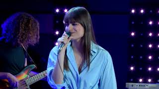 Clara Luciani  Respire encore Live  Le Grand Studio RTL [upl. by Heinrike]