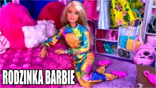 Barbie spotkała ducha🤫 Rodzinka Barbie 52 [upl. by Edgar]